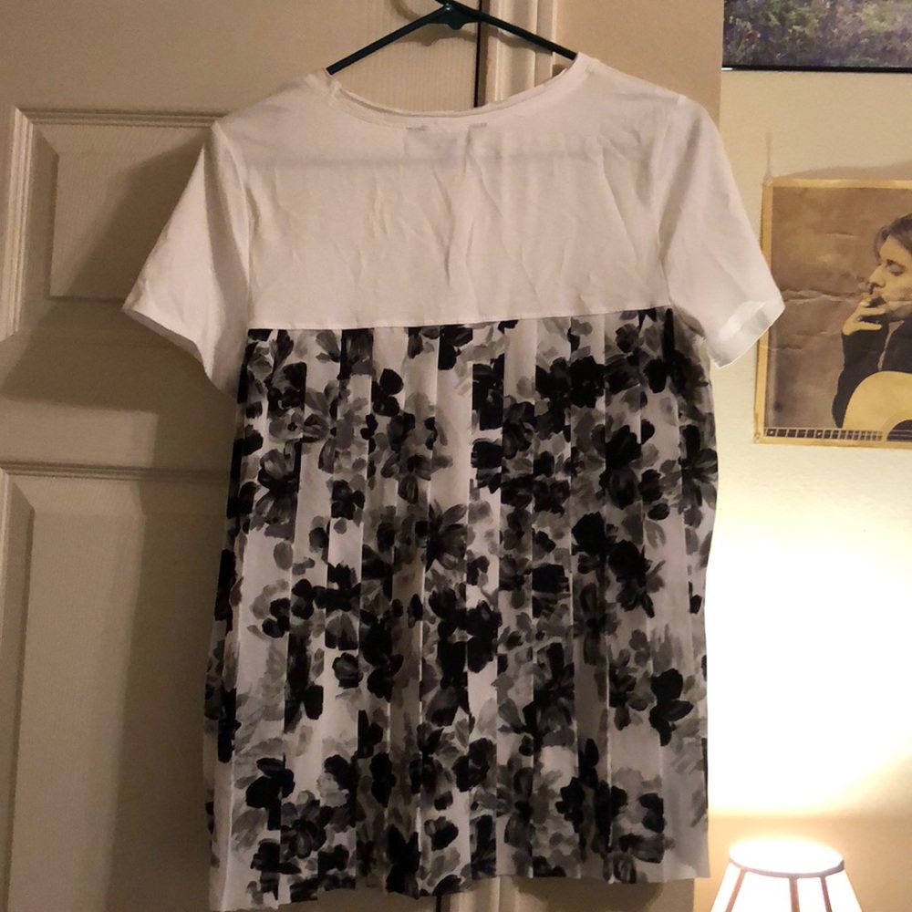 Shirt with cute back